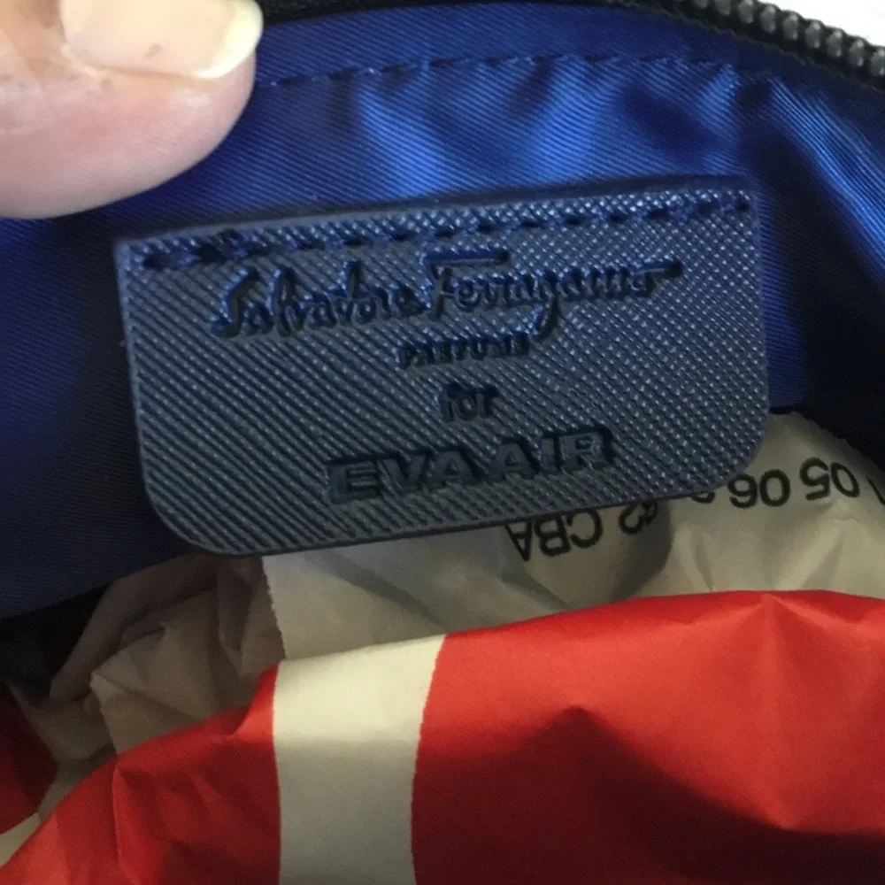 Salvatore Ferragamo Black and Navy Leather Cosmetic Case